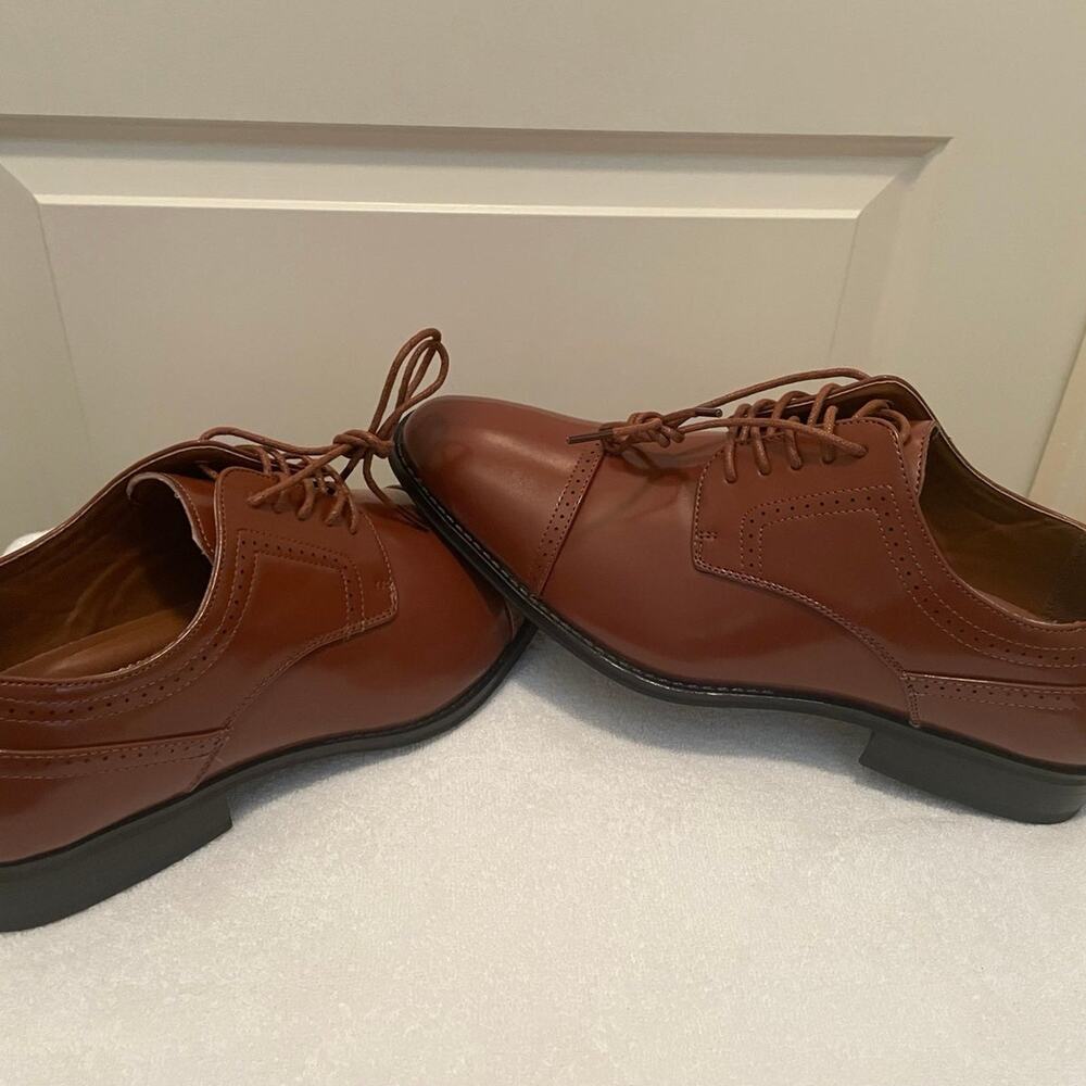 Stacy Adams Cap Toe Oxford Shoe- Men’s Size 10.5